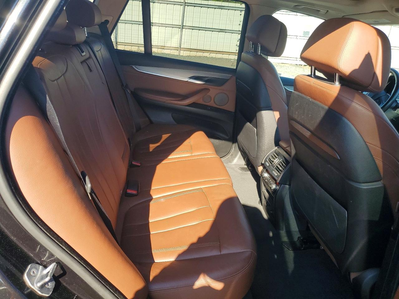 2016 BMW X5 xDrive35I - zdjęcie 11