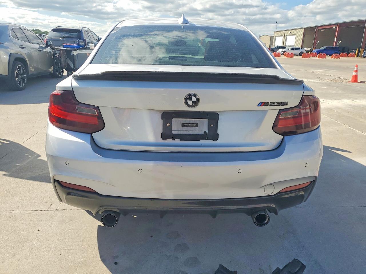 2016 BMW Seria 2 Coupe M235i - zdjęcie 6