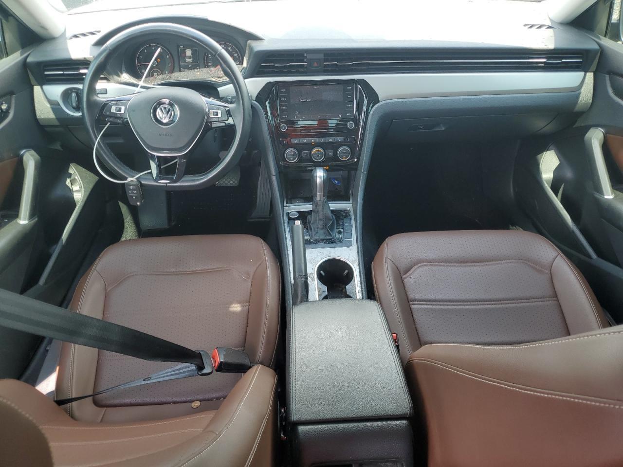 2020 Volkswagen Passat Se - zdjęcie 8