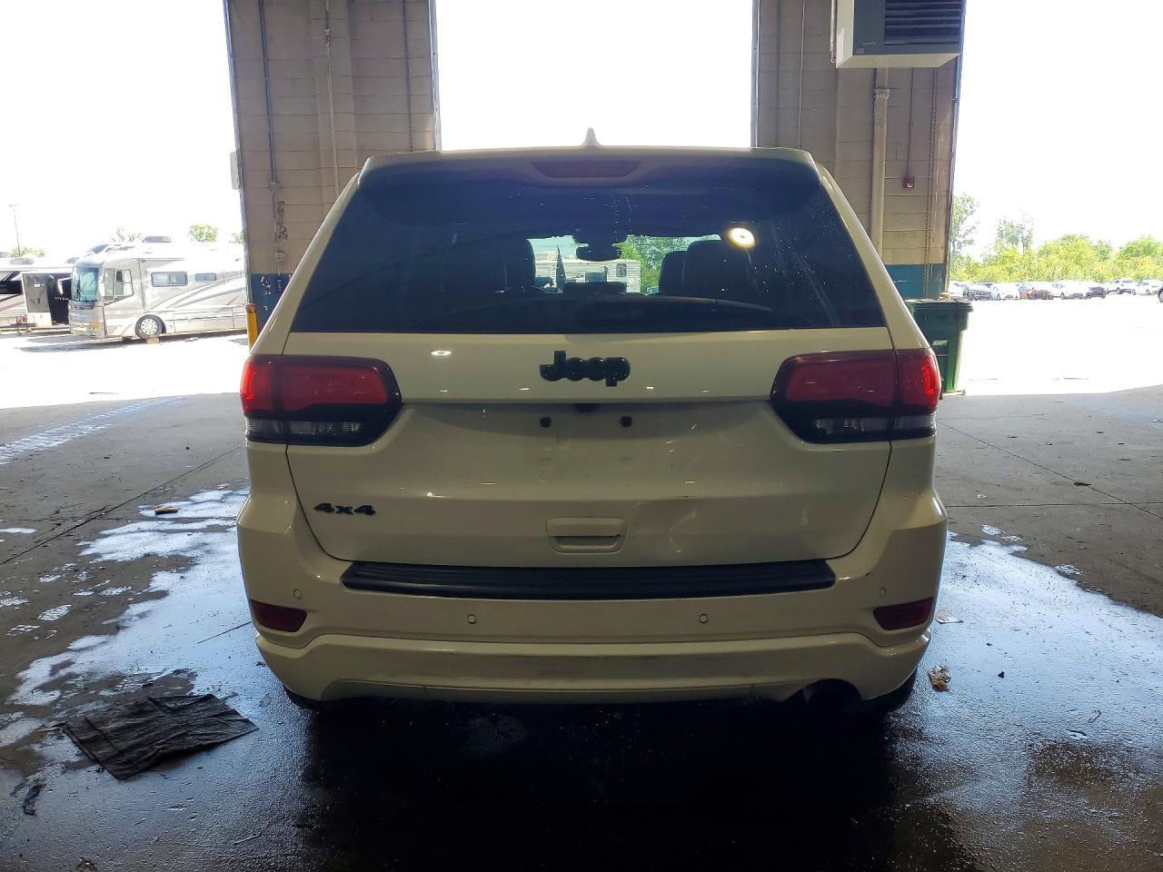 2019 Jeep Grand Cherokee Laredo - zdjęcie 6