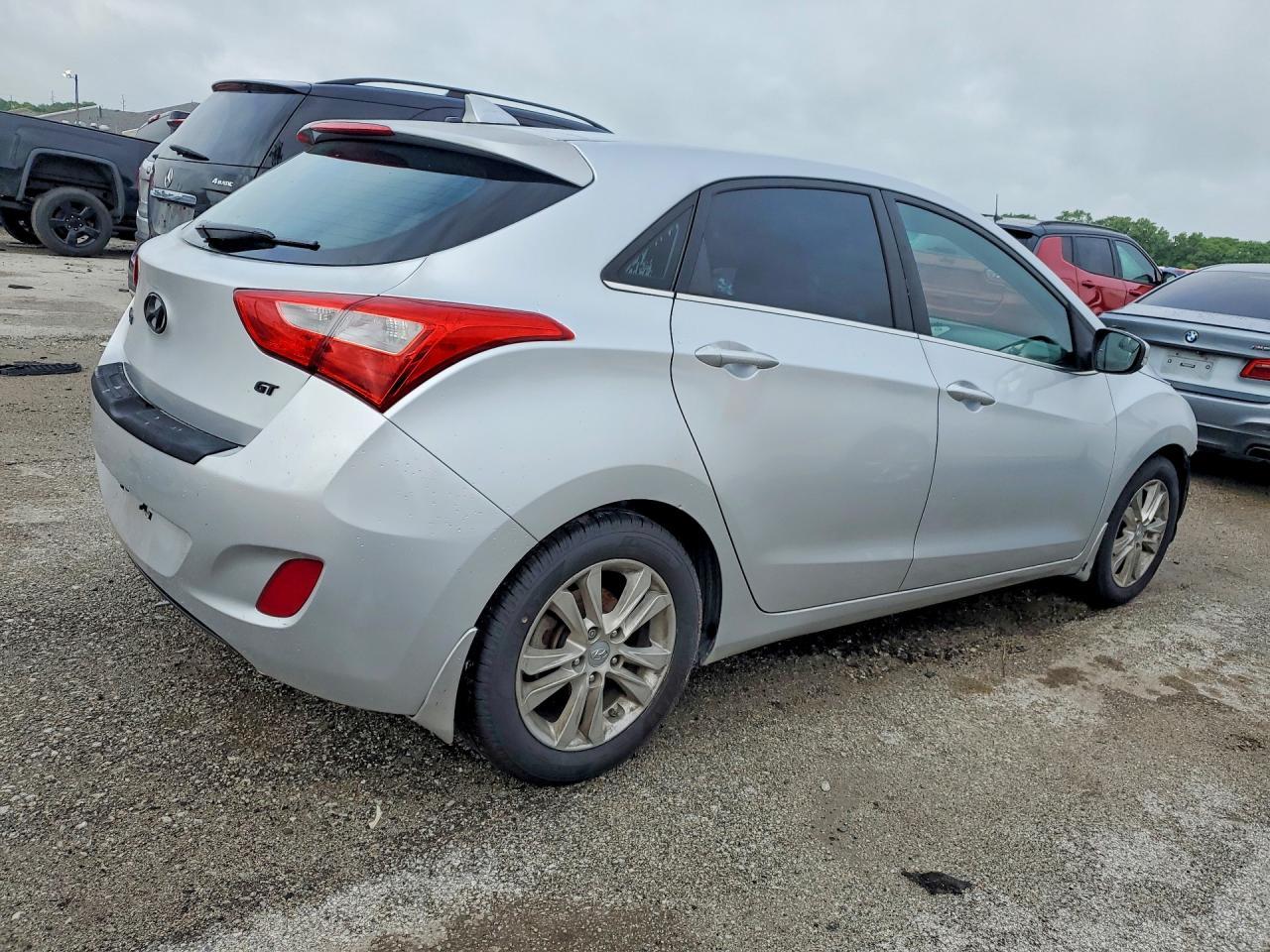 2014 Hyundai Elantra Gt Base - zdjęcie 3