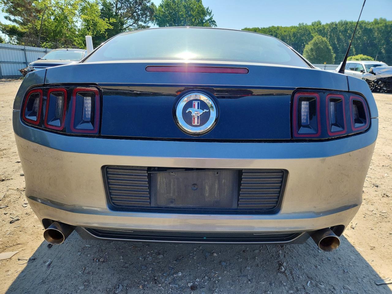 2014 Ford Mustang - zdjęcie 6