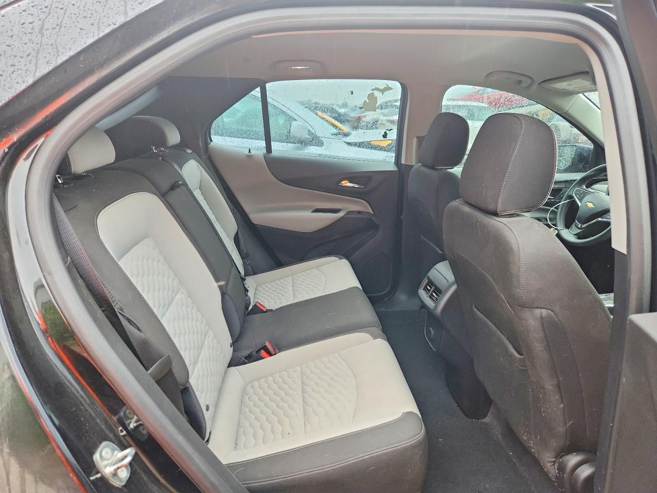 2018 Chevrolet Equinox Ls - zdjęcie 11