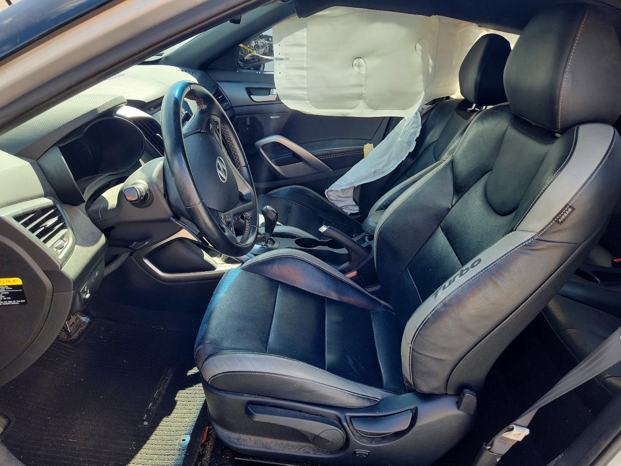 2016 Hyundai Veloster Turbo - zdjęcie 7