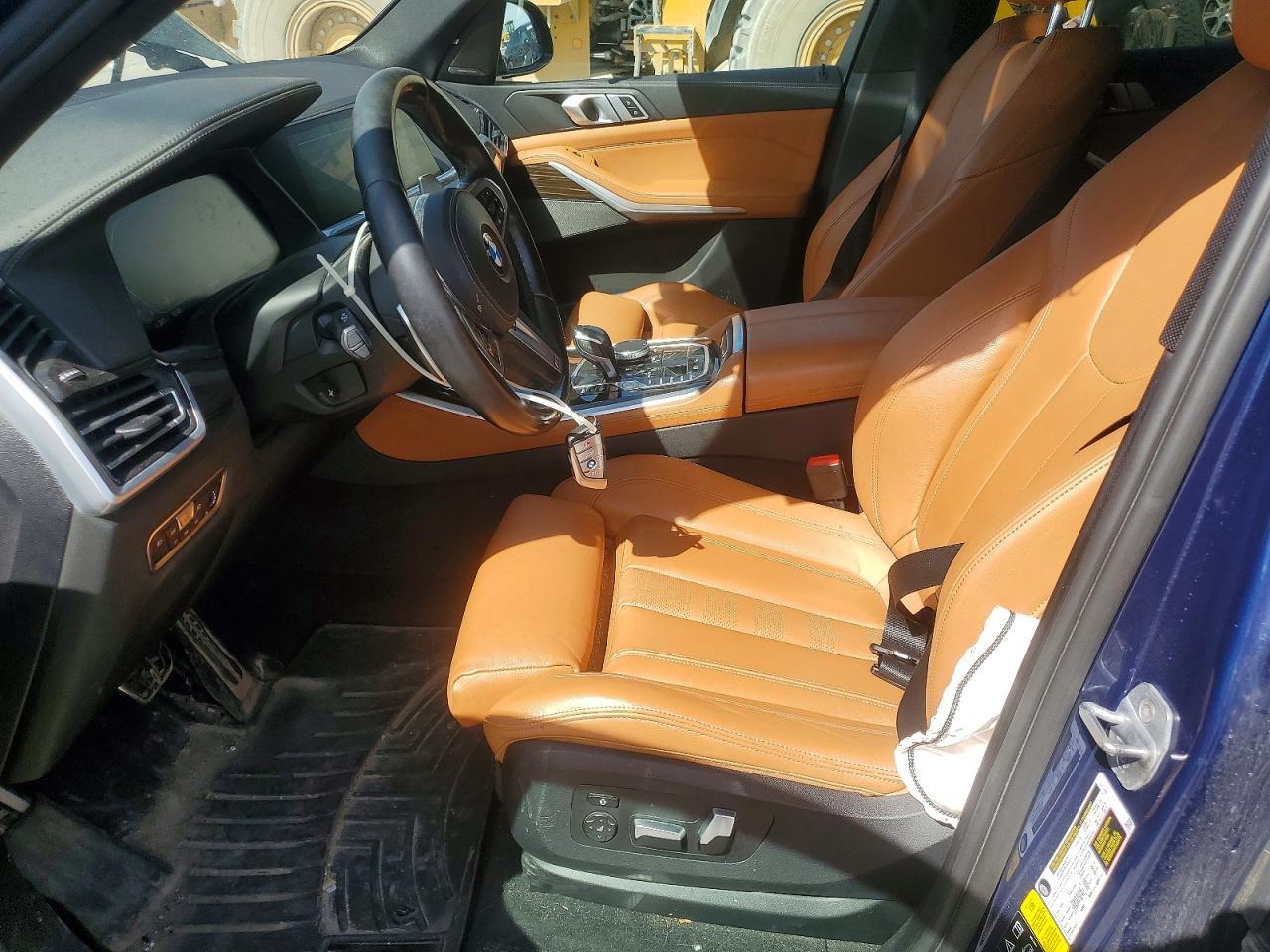 2021 BMW X5 xDrive40I - zdjęcie 7