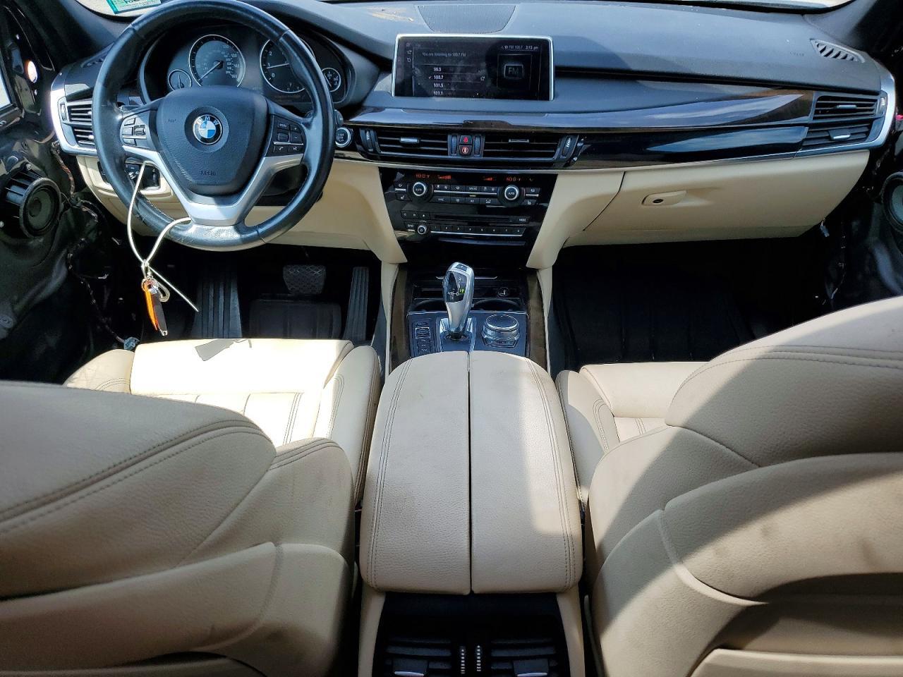 2017 BMW X5 xDrive50I - zdjęcie 8