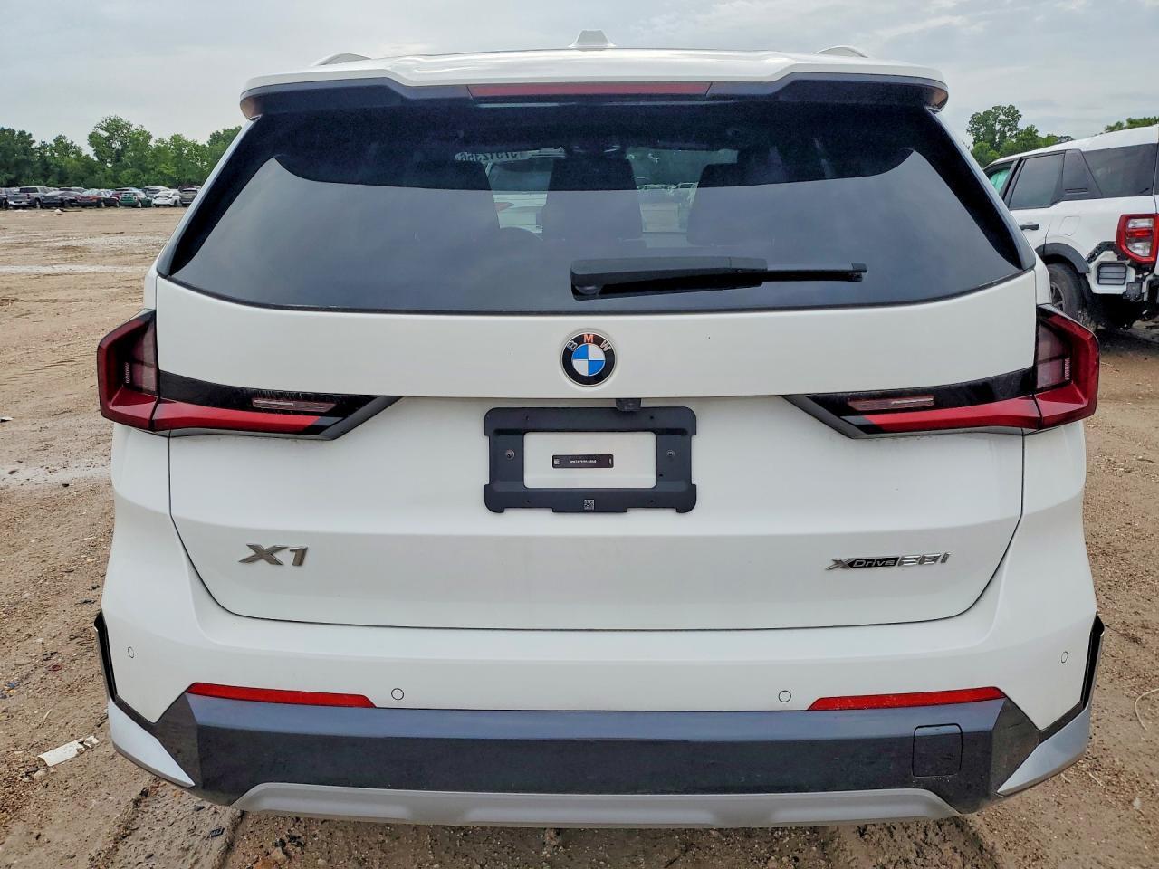2025 BMW X1 xDrive28I - zdjęcie 6