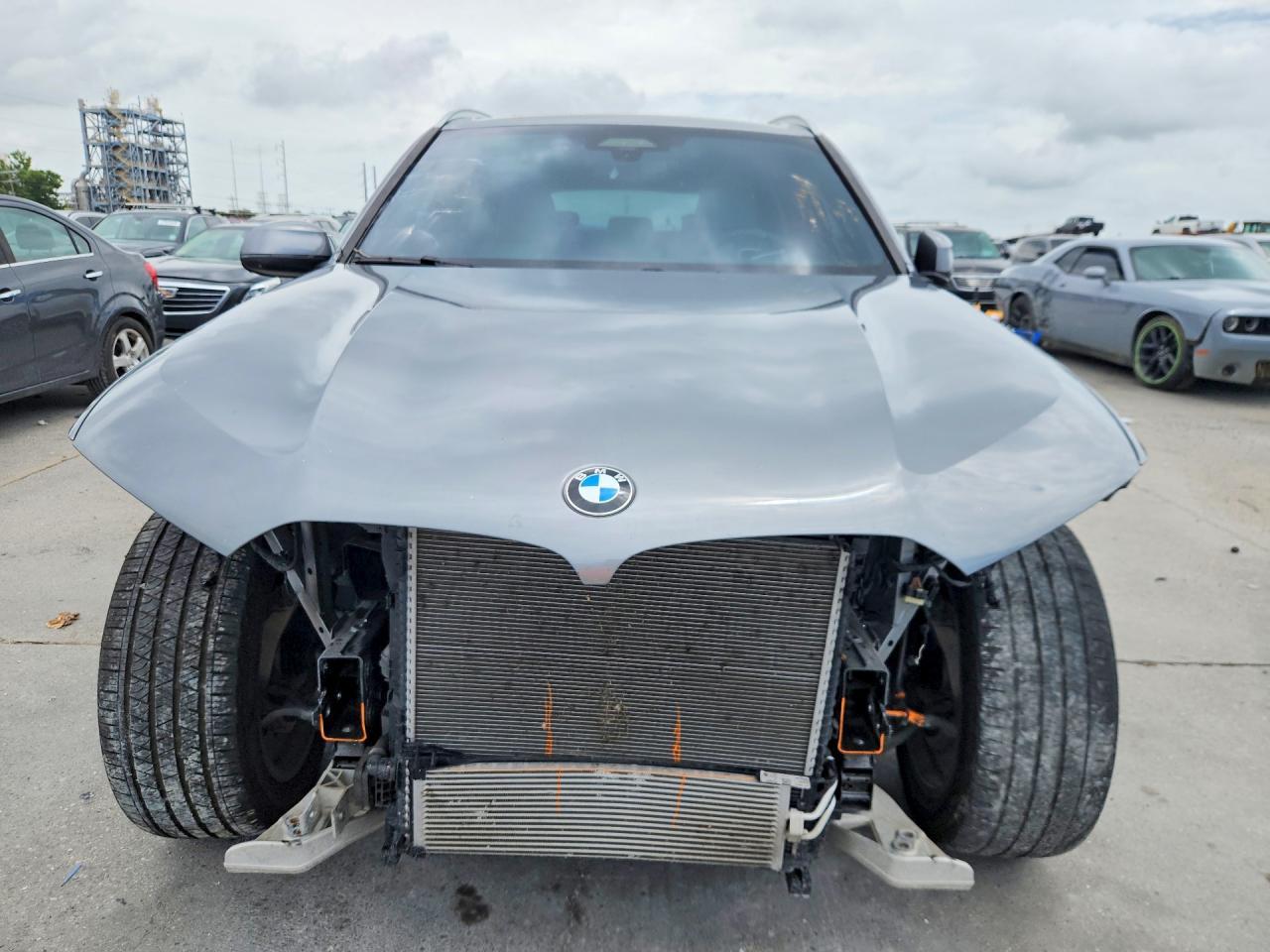 2024 BMW X5 xDrive40I - zdjęcie 5