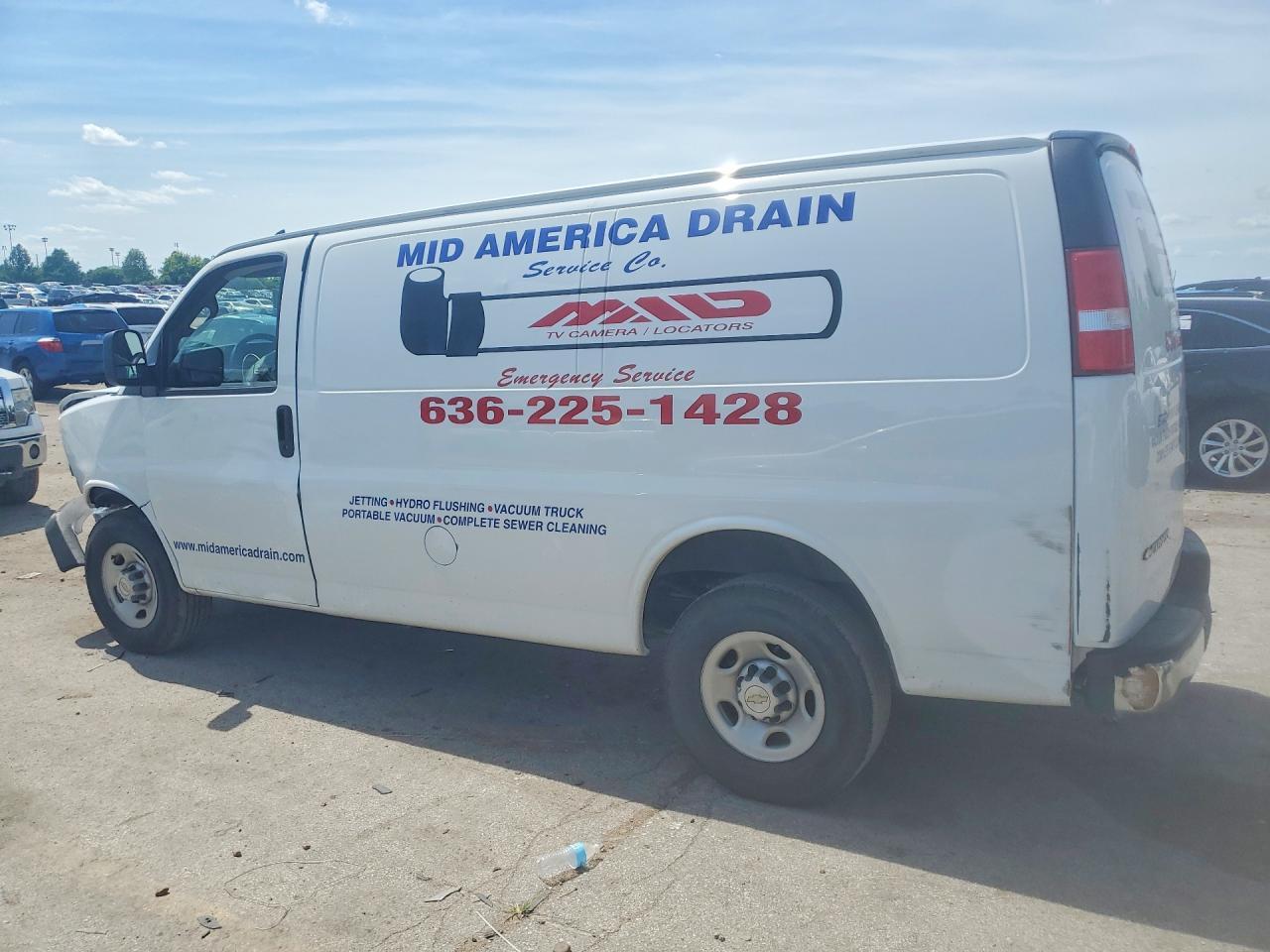 2024 Chevrolet Express G2500 - zdjęcie 2