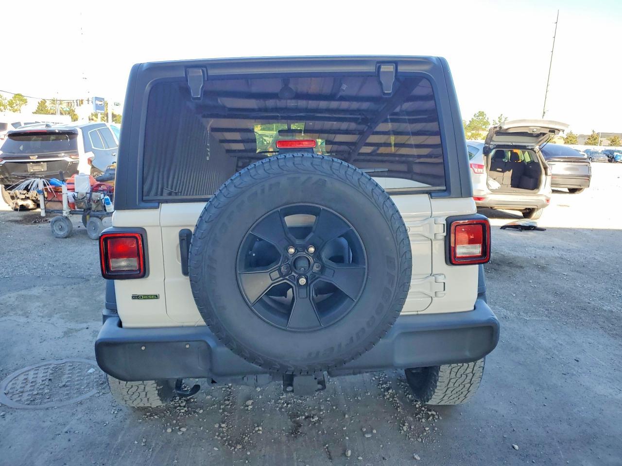 2021 Jeep Wrangler Unlimited Sport - zdjęcie 6