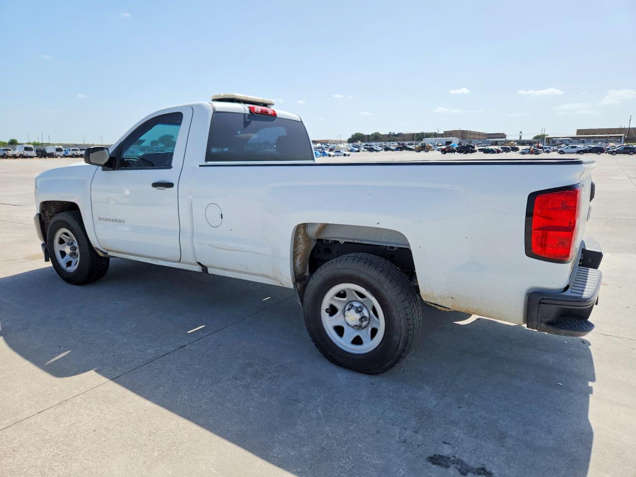 2016 Chevrolet Silverado C1500 - zdjęcie 2