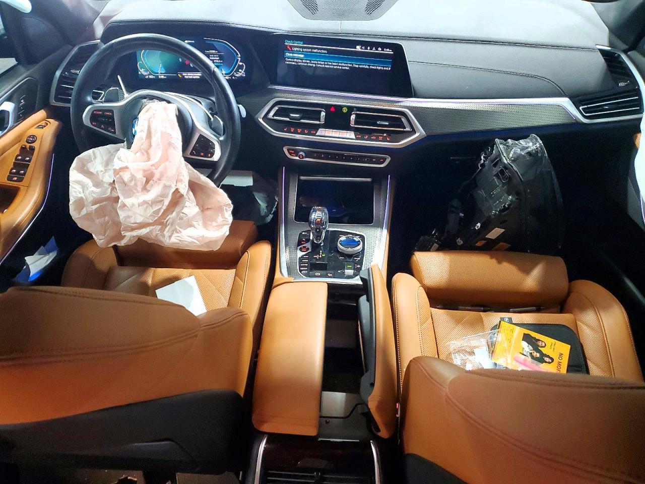 2023 BMW X5 xDrive45E - zdjęcie 8