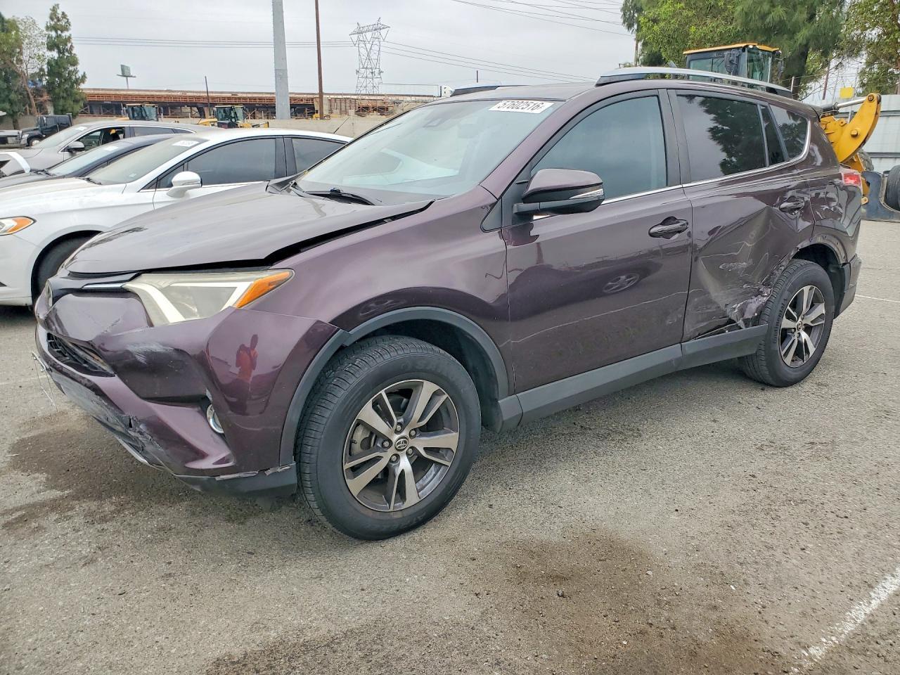 2017 Toyota Rav4 Xle - zdjęcie główne