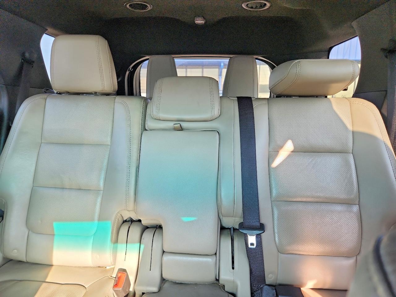2014 Ford Explorer Limited - zdjęcie 10
