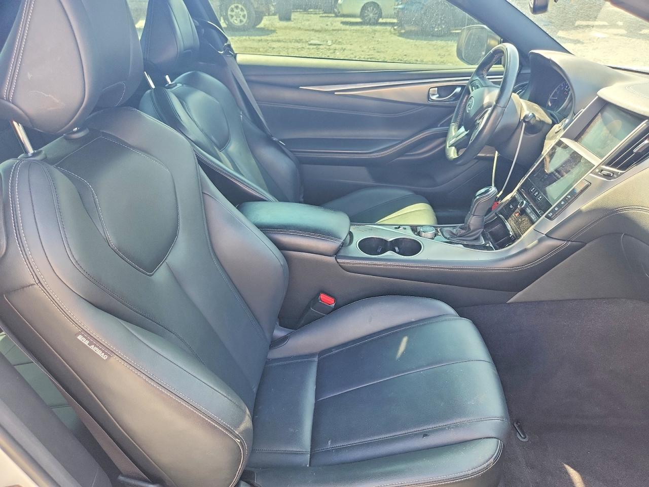 2018 Infiniti Q60 3.0T Luxe - zdjęcie 10