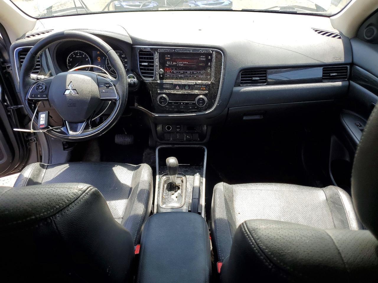 2018 Mitsubishi Outlander Se - zdjęcie 8