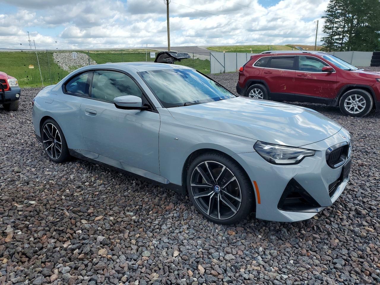 2022 BMW 230I - zdjęcie 4