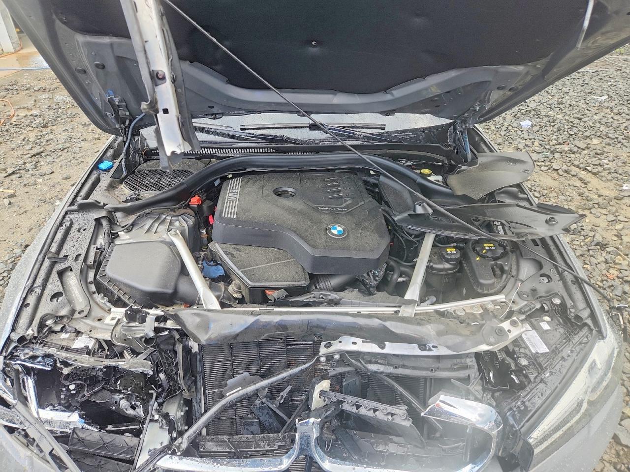 2022 BMW Seria 5 530i - zdjęcie 11
