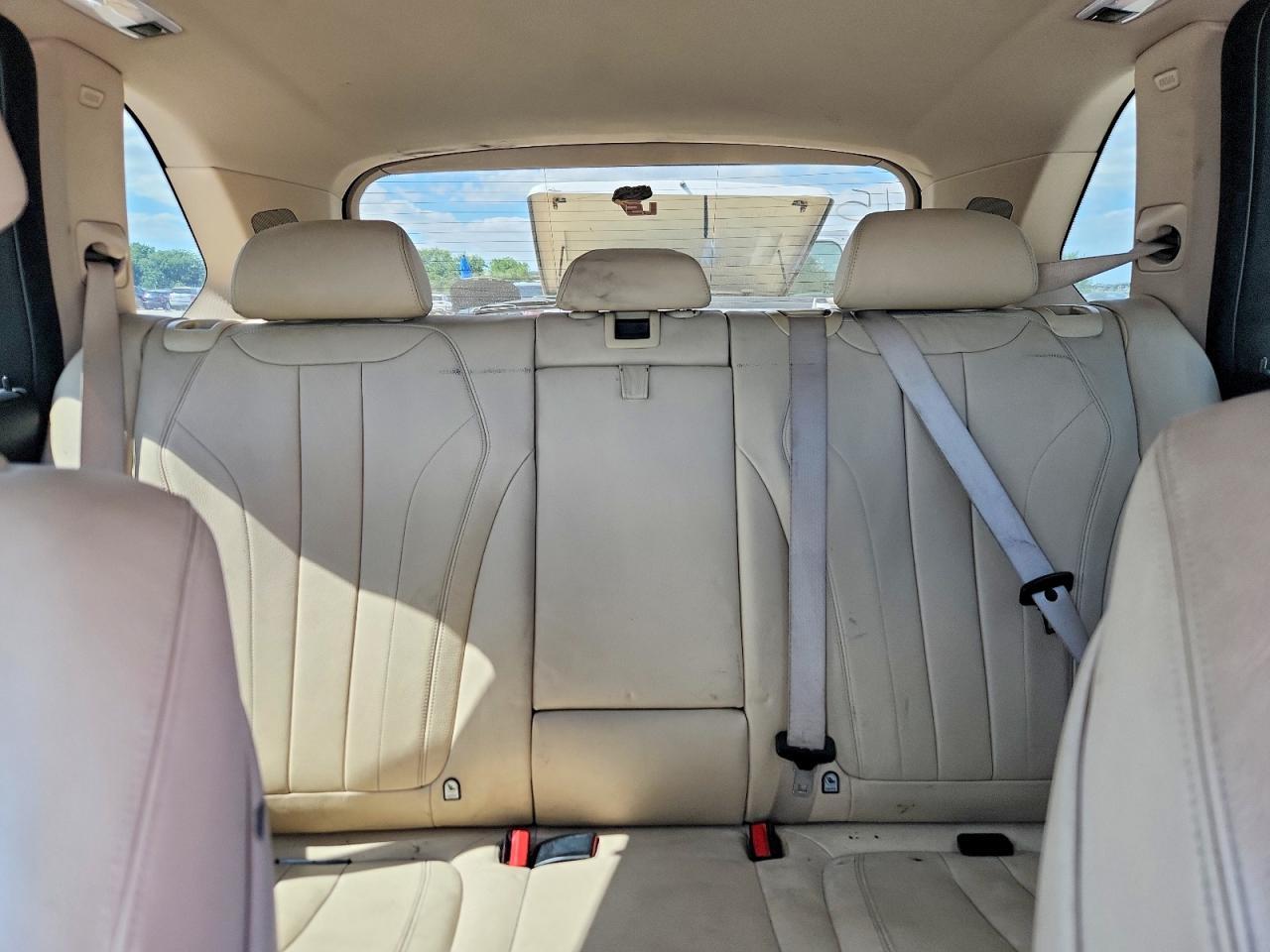 2015 BMW X5 xDrive35I - zdjęcie 10