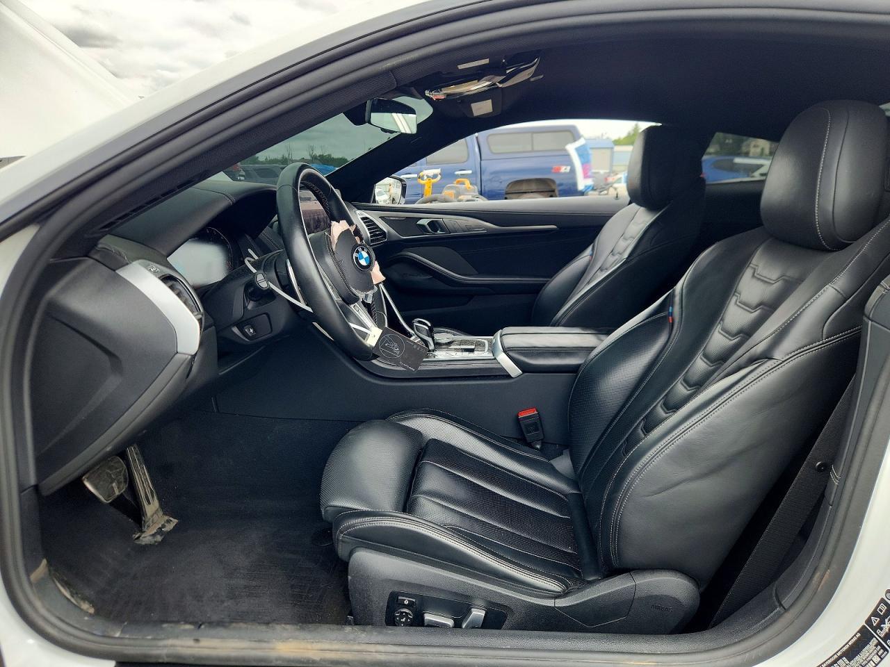 2024 BMW M850Xi - zdjęcie 7