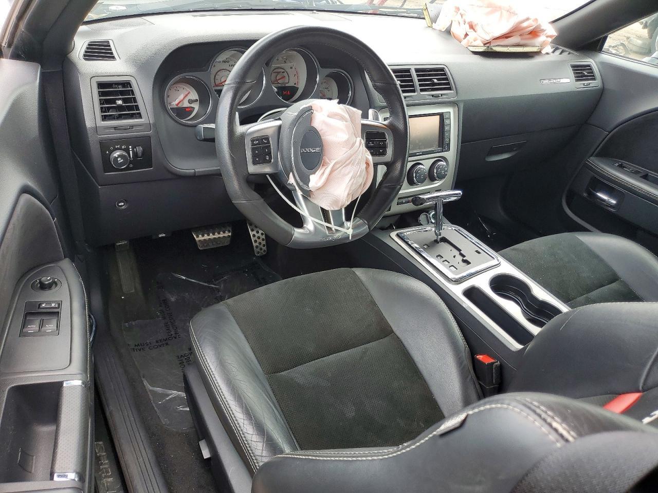 2013 Dodge Challenger Srt-8 - zdjęcie 8