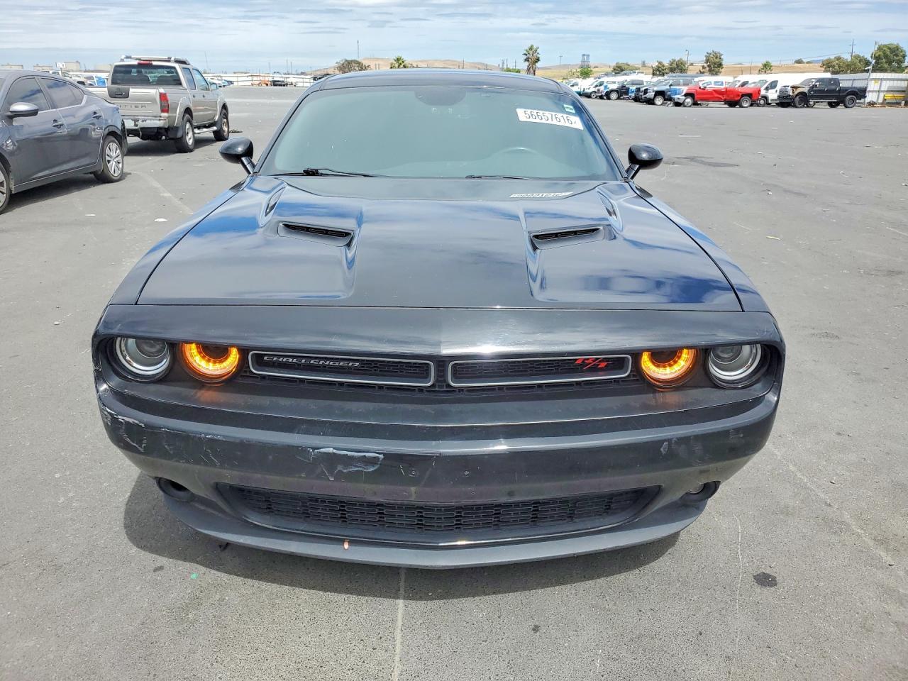 2018 Dodge Challenger R - zdjęcie 5