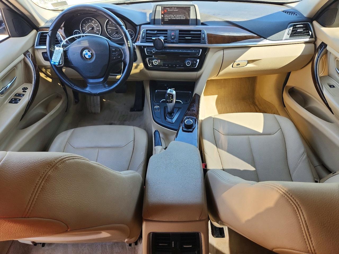 2016 BMW 320 Xi - zdjęcie 8