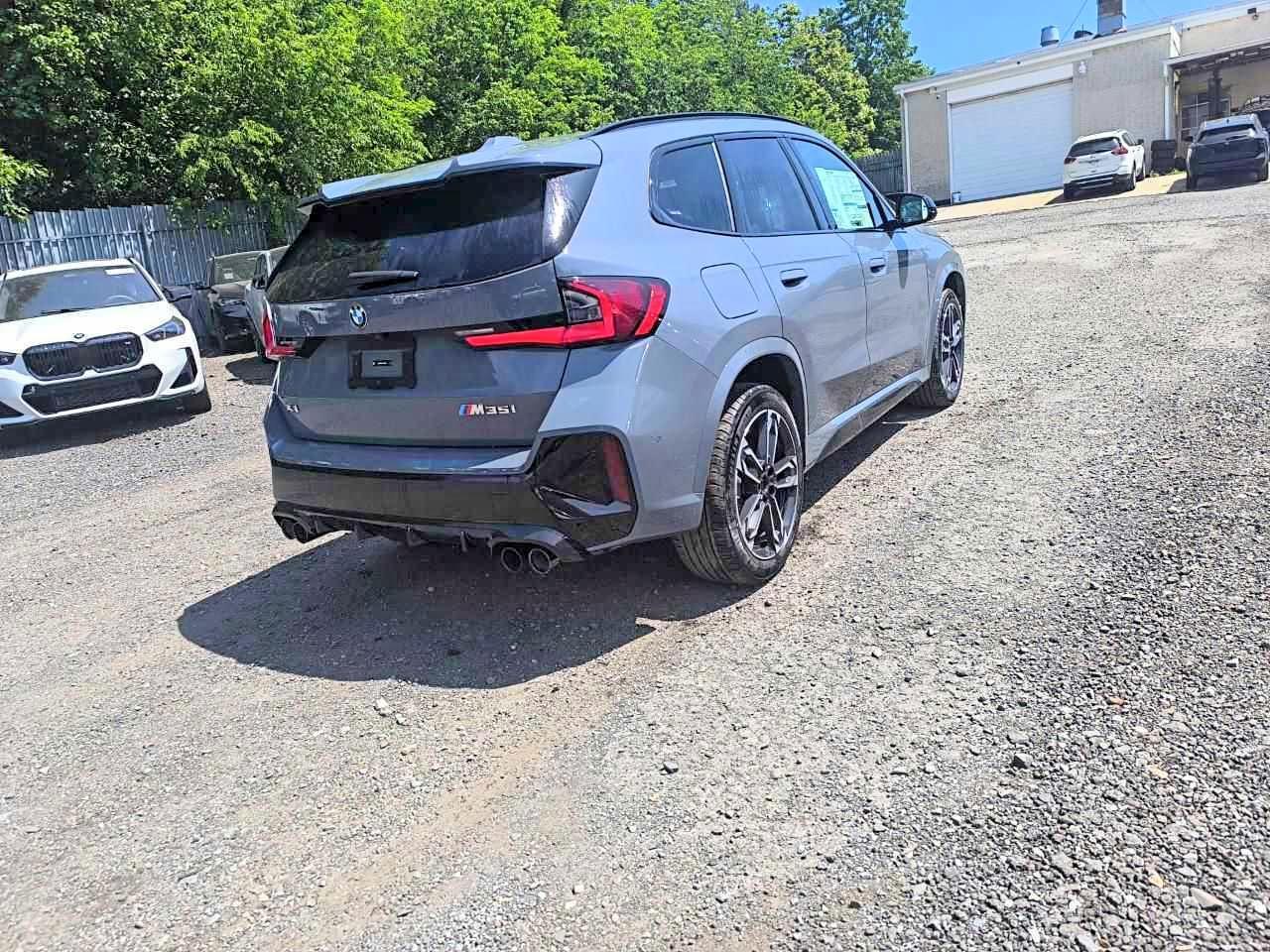 2026 BMW X1 M35I - zdjęcie 4
