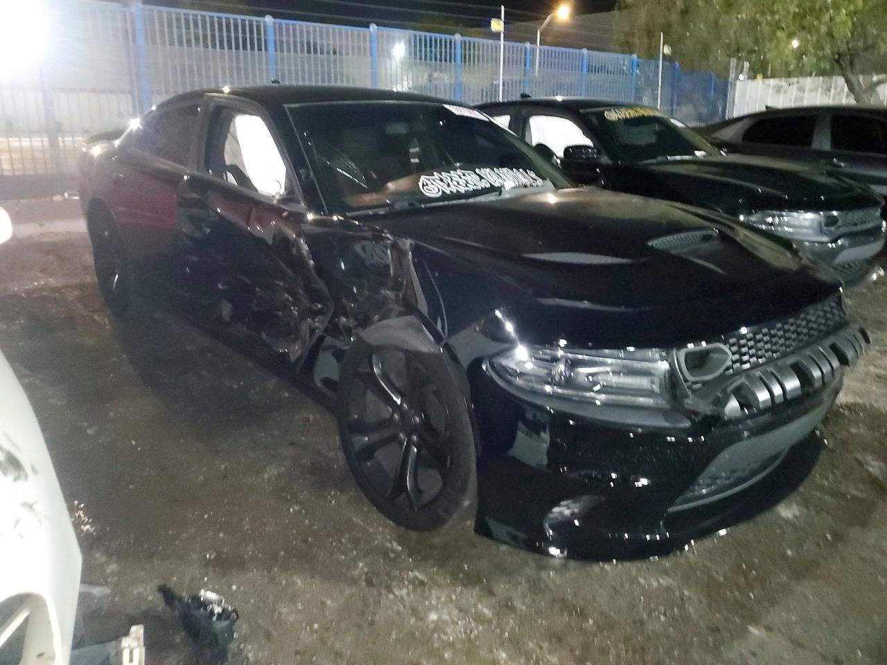 2018 Dodge Charger R - zdjęcie 4