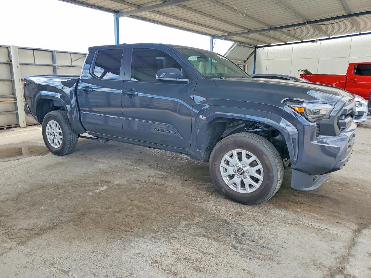 2026 Toyota Tacoma Sr5 - zdjęcie 4