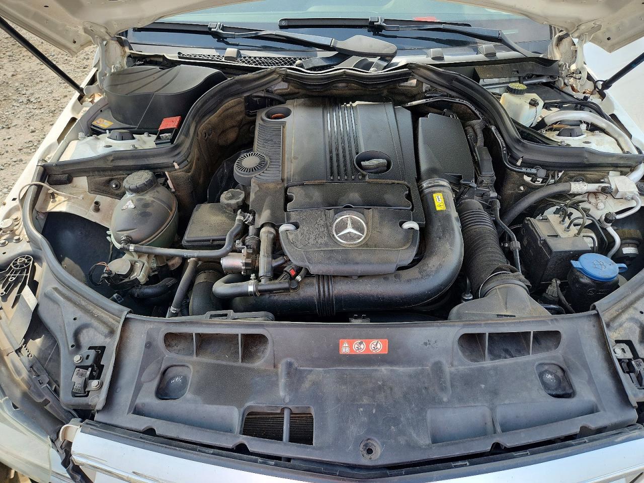 2013 Mercedes-Benz C 250 - zdjęcie 11