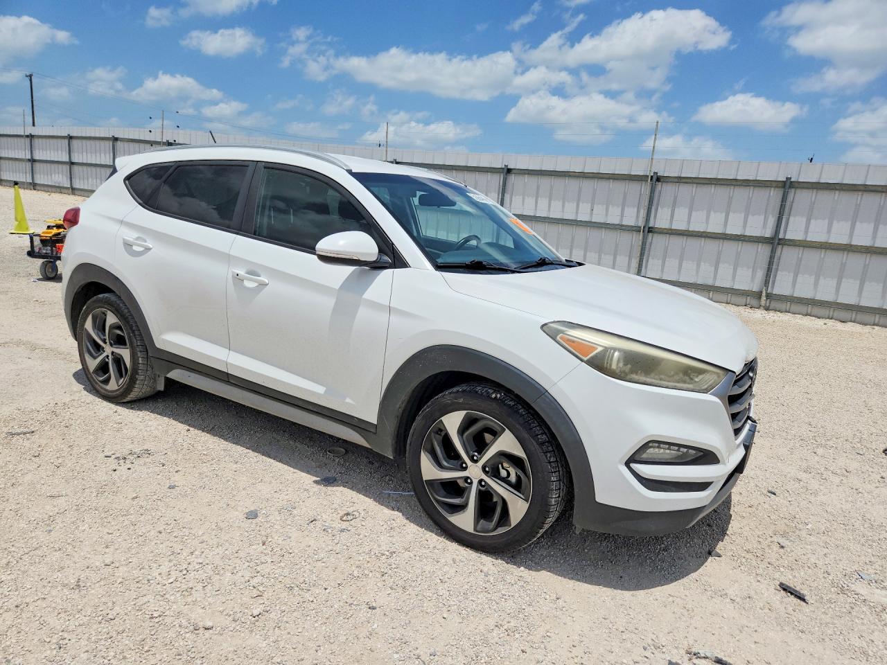 2017 Hyundai Tucson Sport - zdjęcie 4