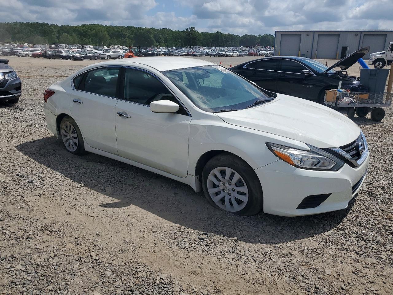 2018 Nissan Altima 2.5 S - zdjęcie 4