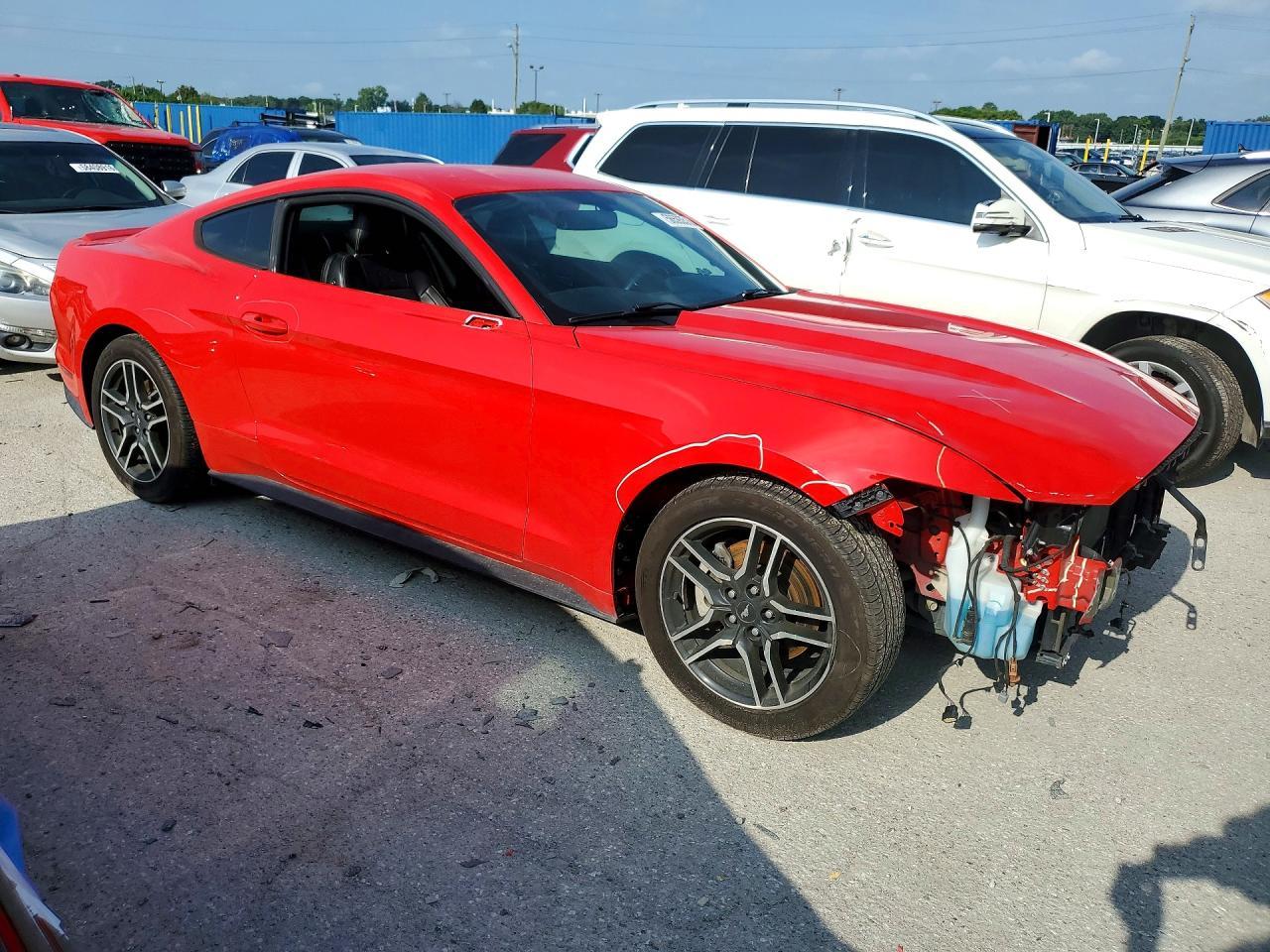 2015 Ford Mustang - zdjęcie 4