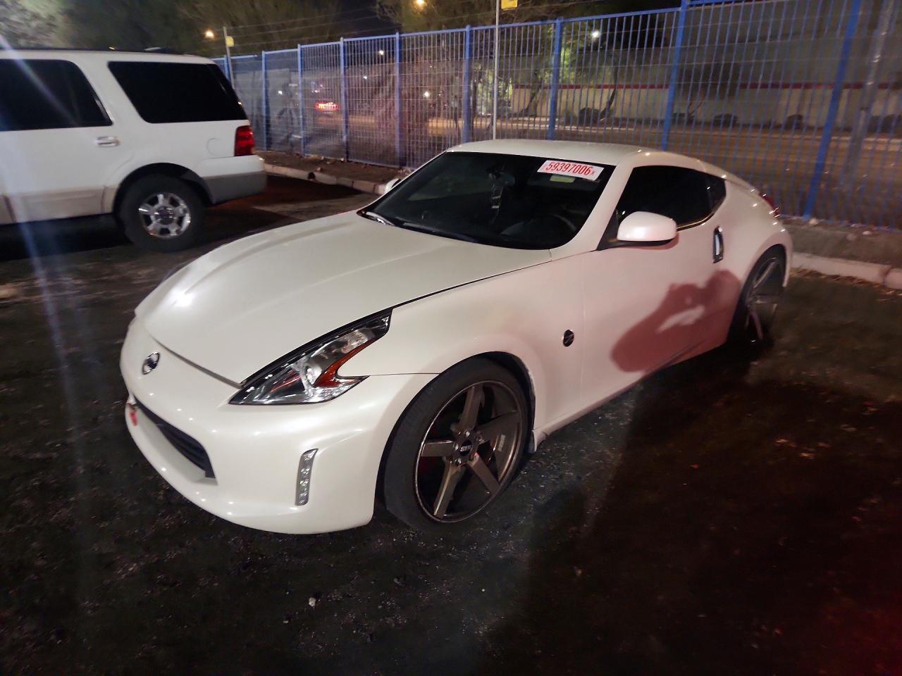 2016 Nissan 370Z Base - zdjęcie główne