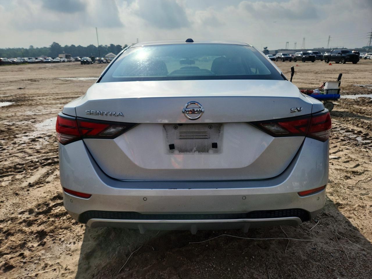 2021 Nissan Sentra Sv - zdjęcie 6