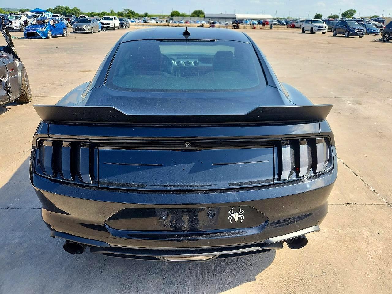2020 Ford Mustang - zdjęcie 6