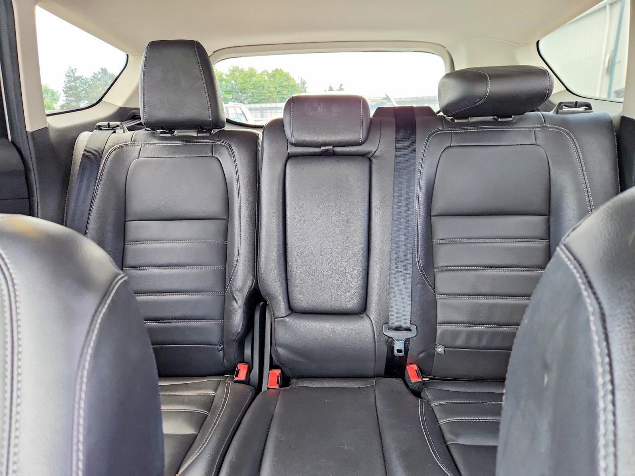 2017 Ford Escape Titanium - zdjęcie 10