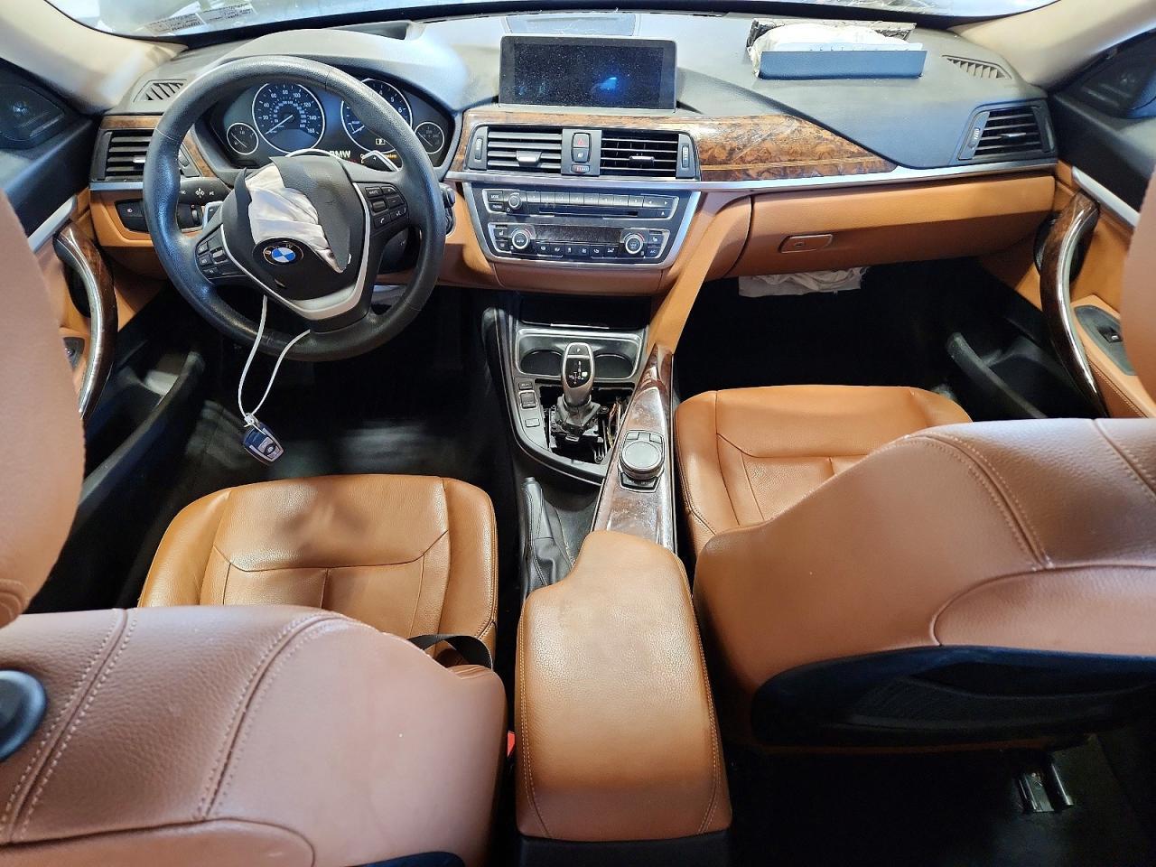 2015 BMW 328 Xigt - zdjęcie 8