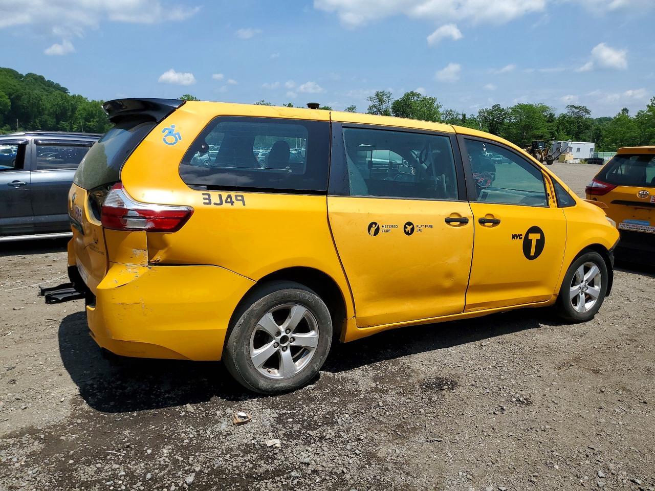 2016 Toyota Sienna L 7-Passenger - zdjęcie 3
