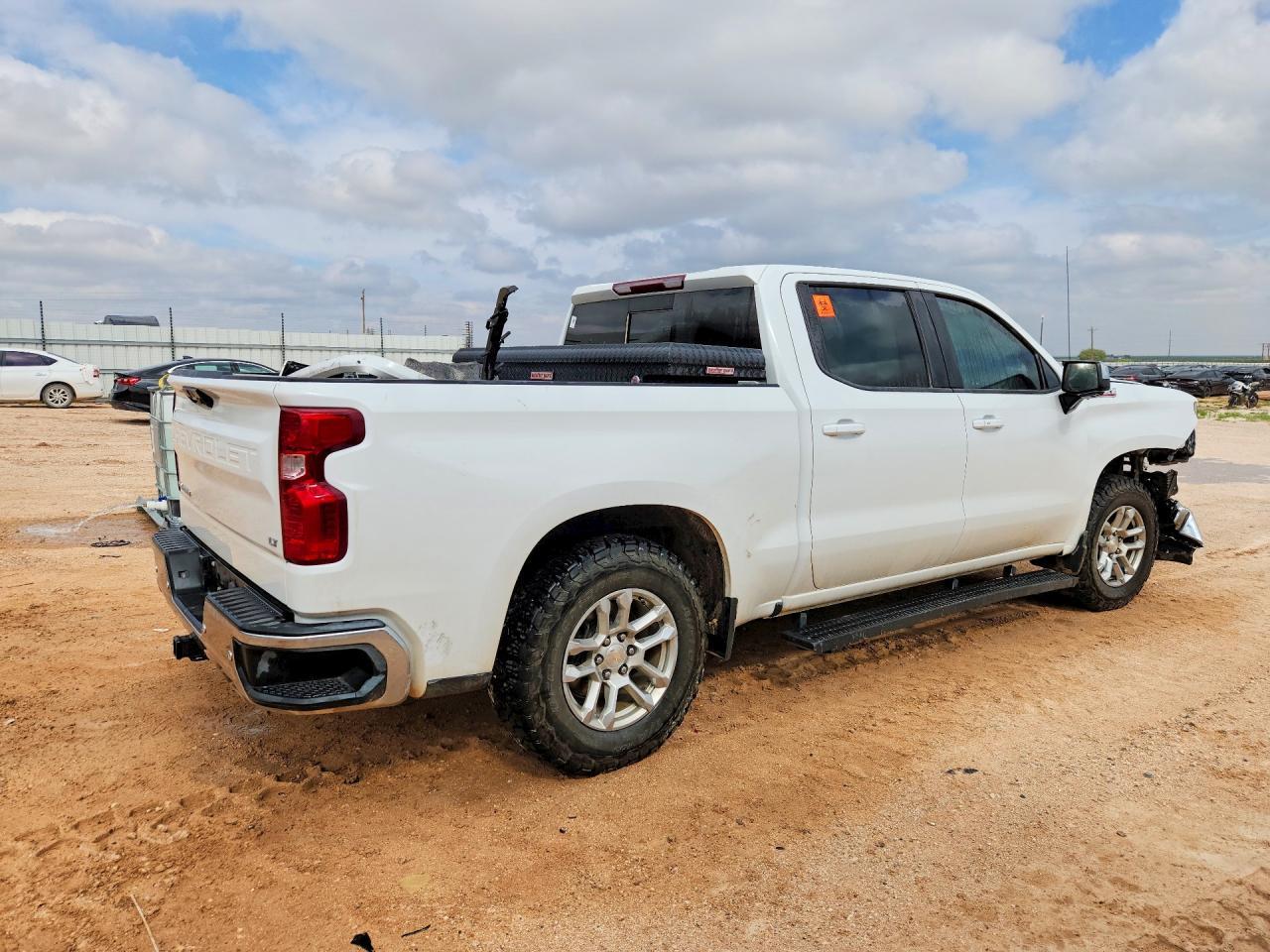 2022 Chevrolet Silverado K1500 Lt - zdjęcie 3