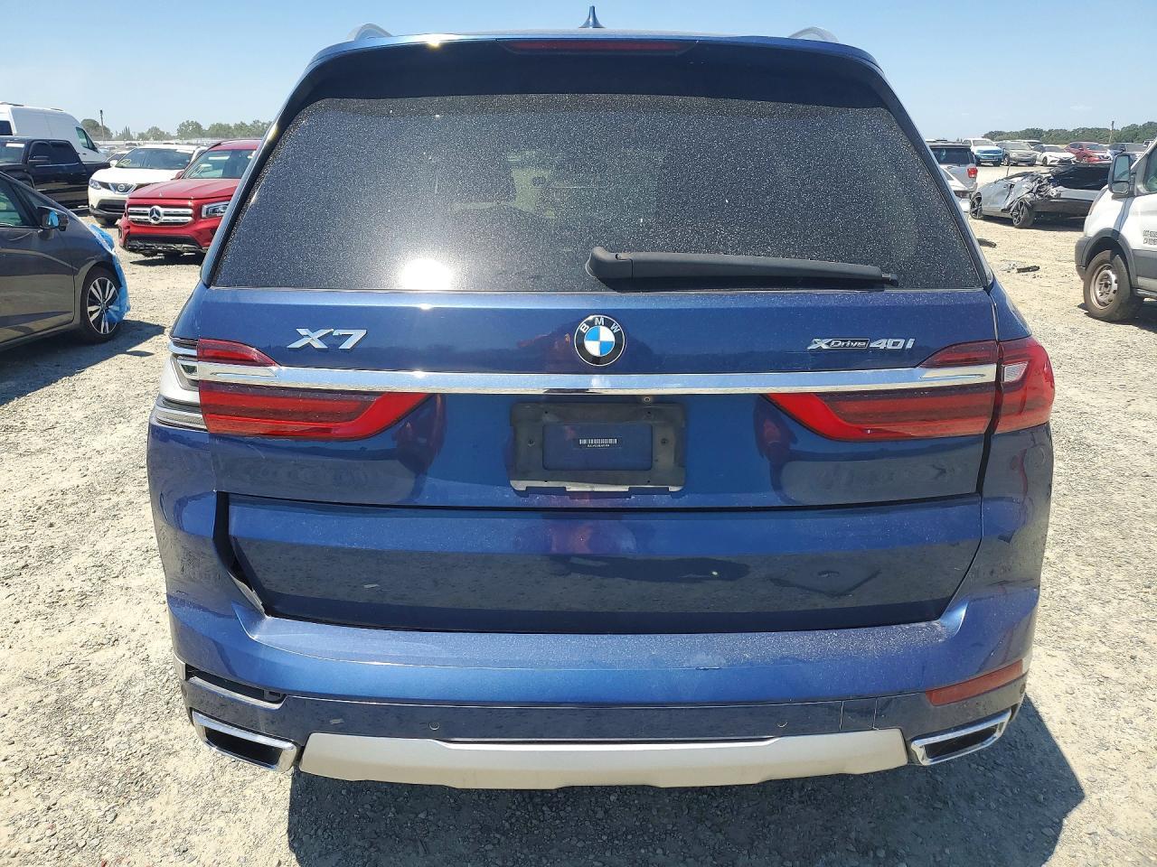 2020 BMW X7 xDrive40I - zdjęcie 6
