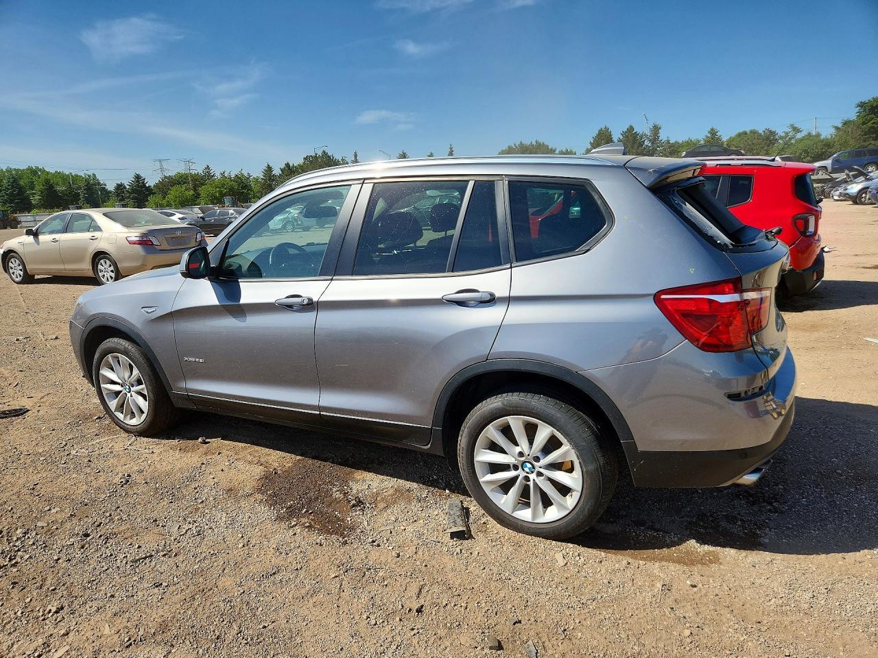 2017 BMW X3 xDrive28I - zdjęcie 2