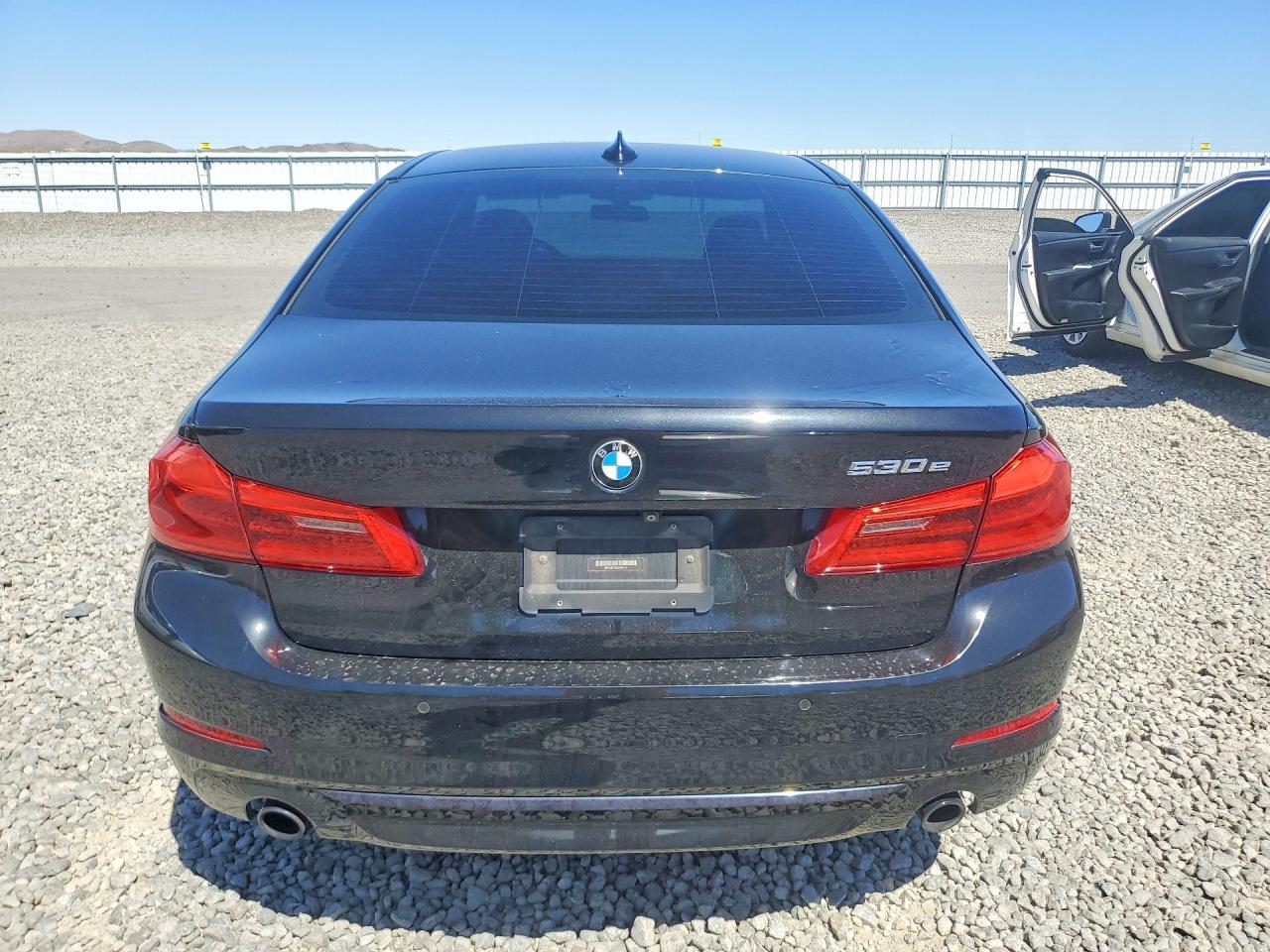 2018 BMW Seria 5 530e - zdjęcie 6