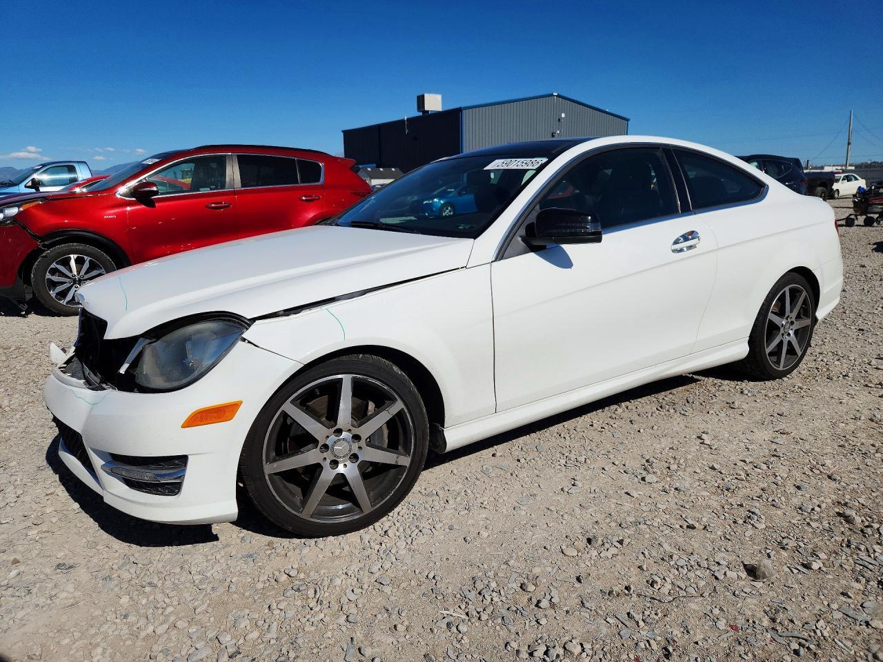 2015 Mercedes-Benz C 350 4Matic - zdjęcie główne