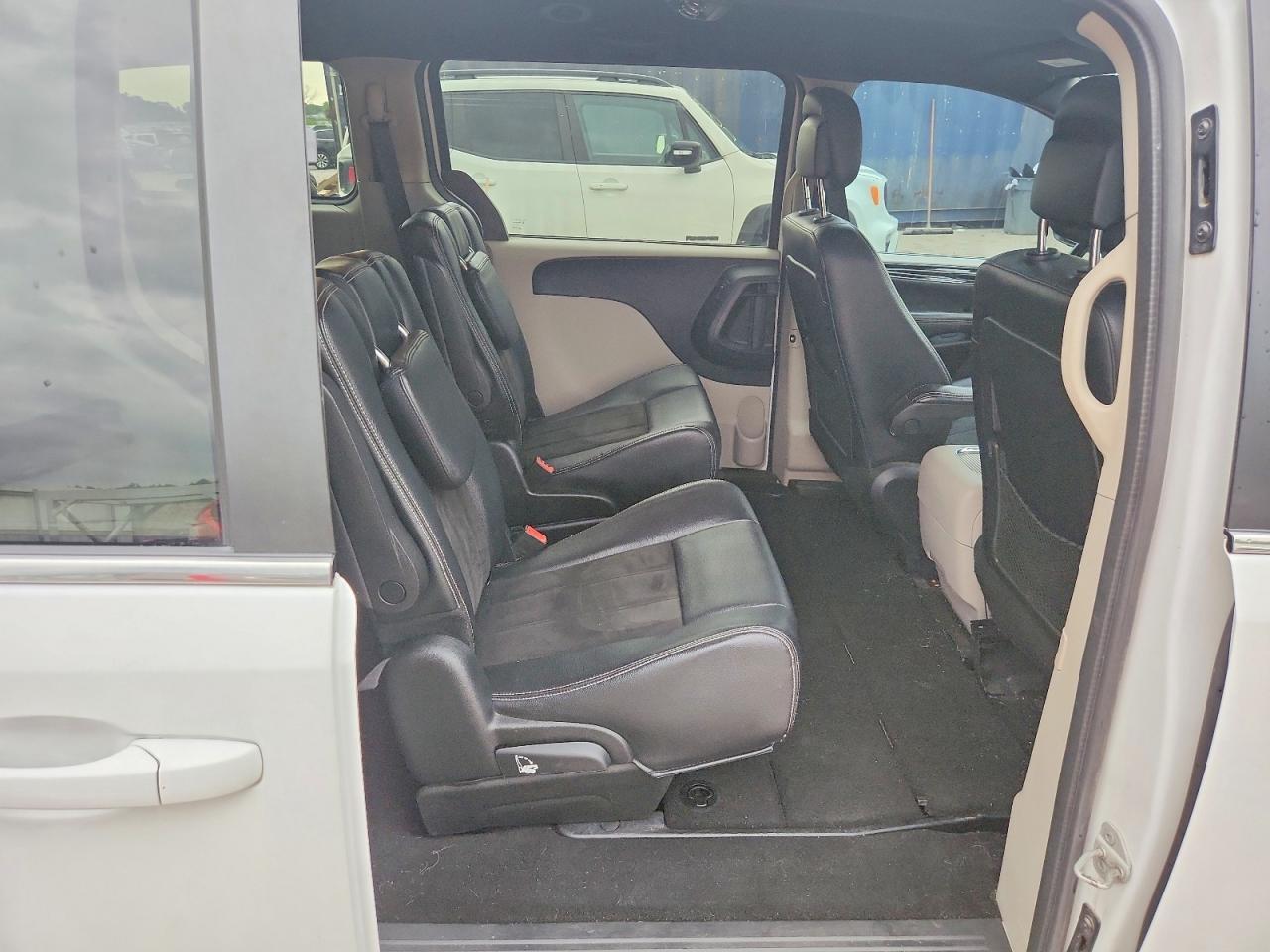 2020 Dodge Grand Caravan Sxt - zdjęcie 11