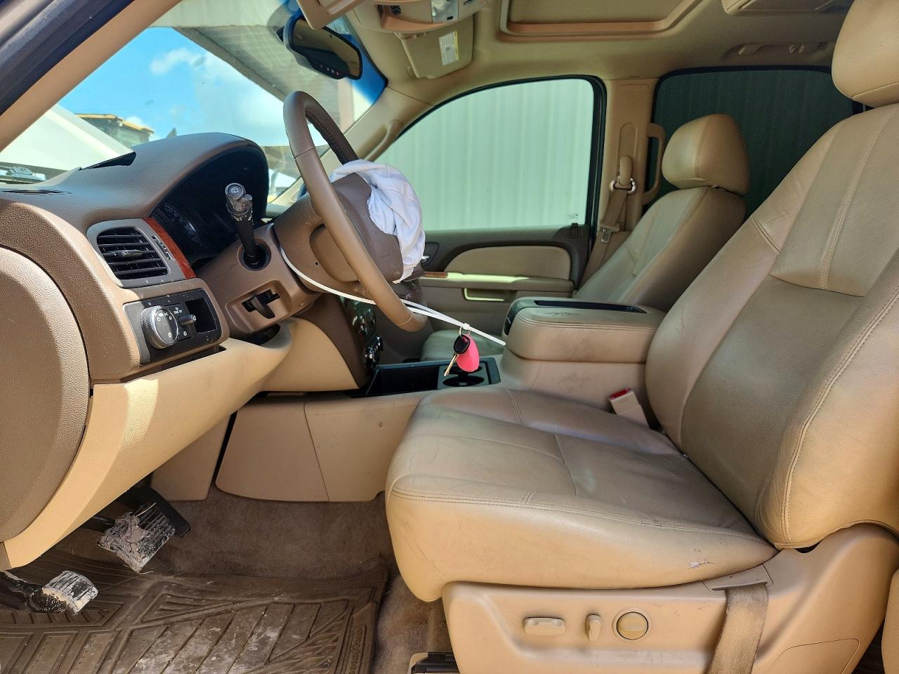 2013 Chevrolet Tahoe C1500 Lt - zdjęcie 7