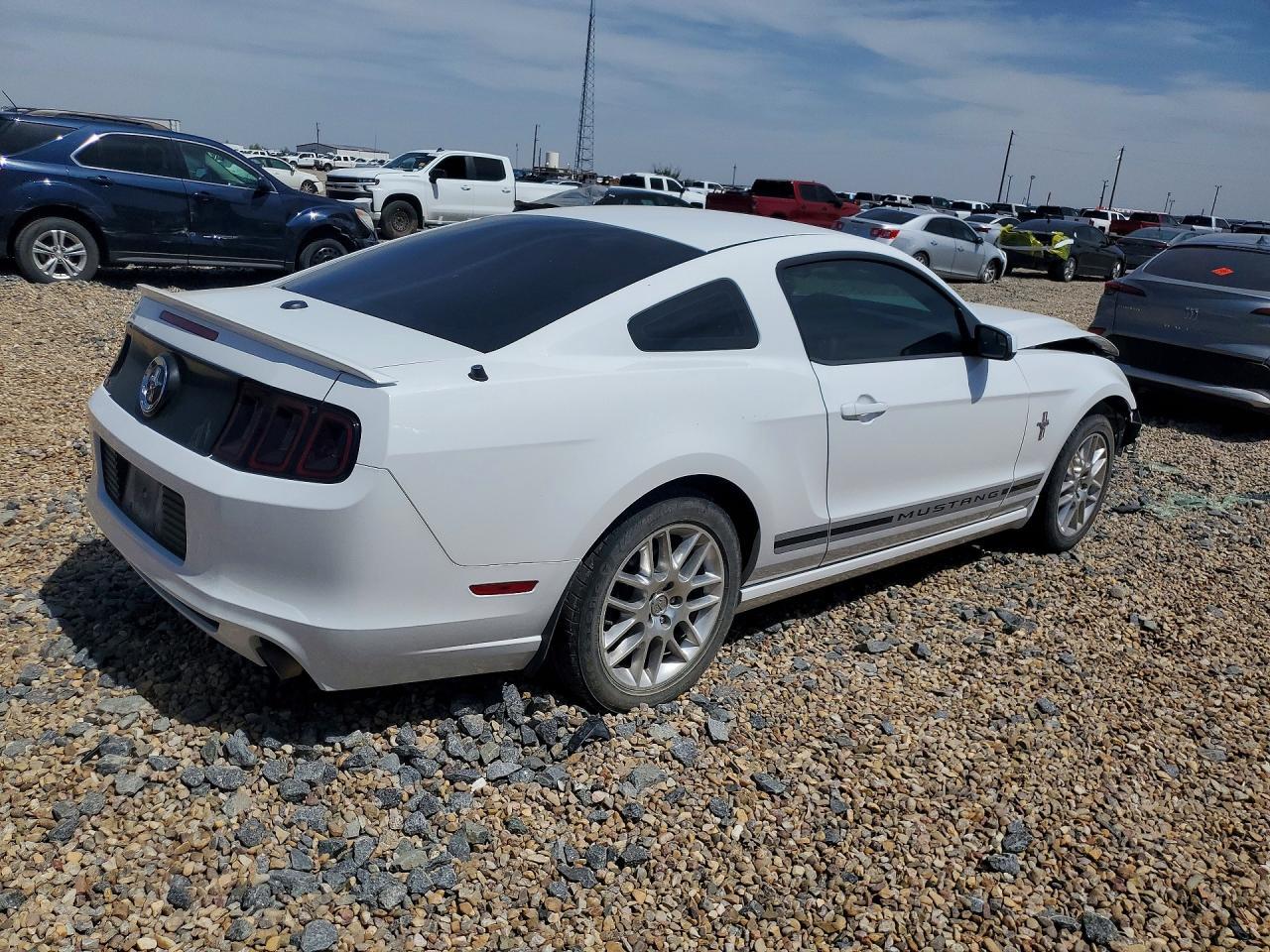 2014 Ford Mustang - zdjęcie 3
