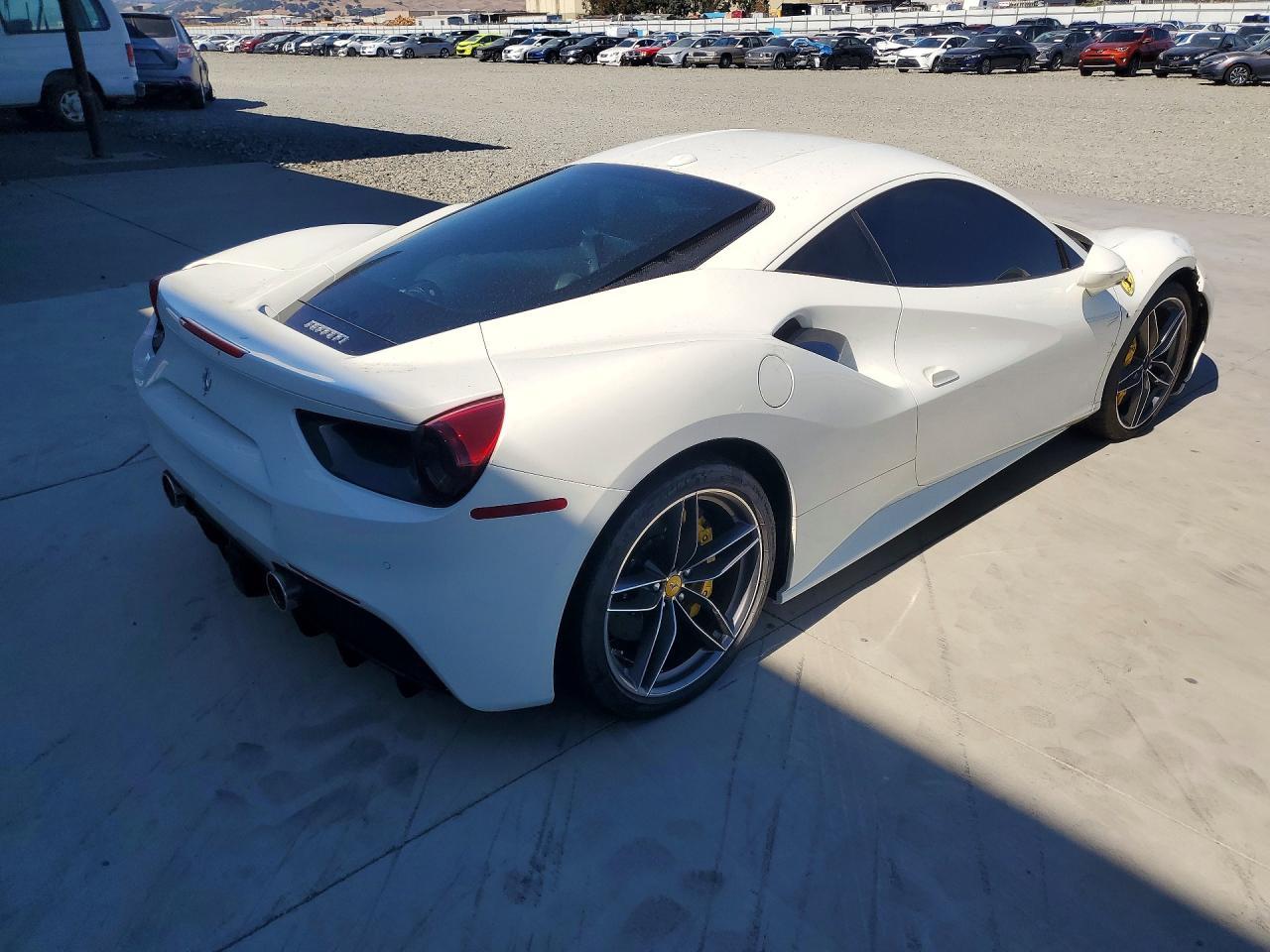 2018 Ferrari 488 Gtb - zdjęcie 3