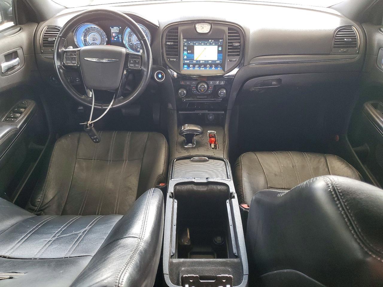 2013 Chrysler 300 S - zdjęcie 8